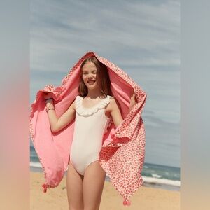 ✨SALE✨ Mango 
Texture ruffle swimsuit ✨SALE✨